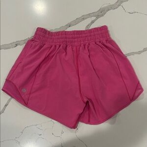 Lululemon Hotty Hot High-Rise Lined Short 4"